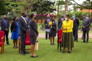 Janet-Museveni-after-meeting-officials-of-the-Uganda-Bankers-Association-750x500